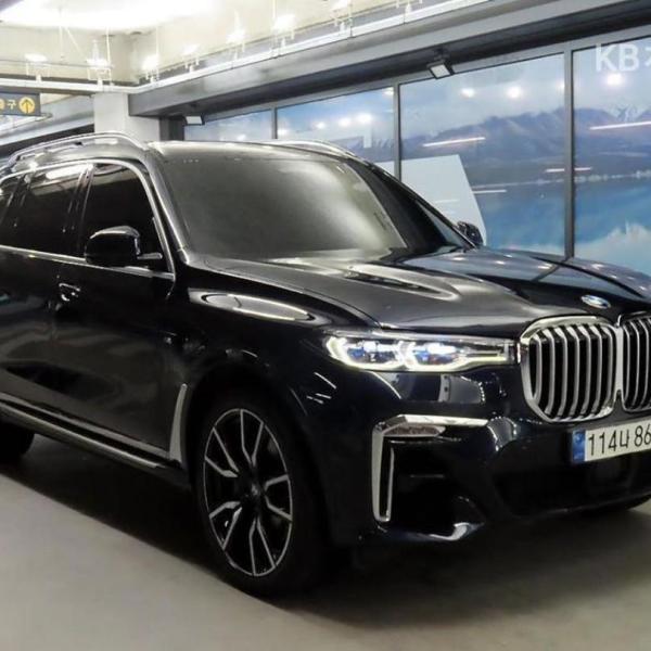 BMW X7 Section 2021 xdrive40i administrative m sports kit